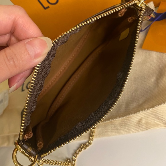 SOLD ❌ BRAND NEW Louis Vuitton Mini Pochette - Picture 5 of 7
